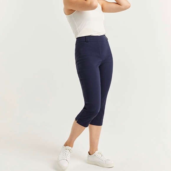 Reitmans The Iconic pull-on Verona Blue Capri pants - Picture 2 of 8